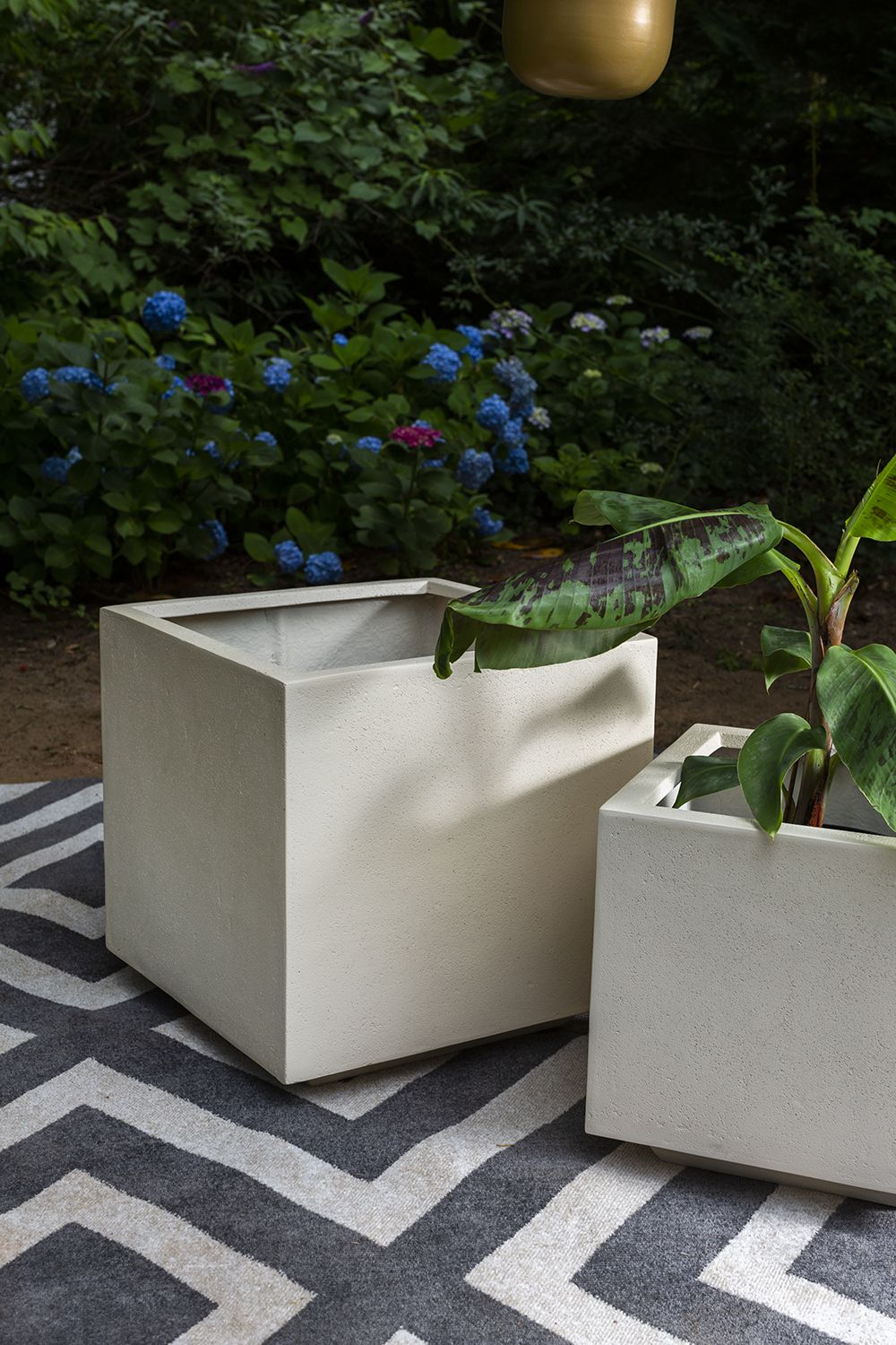 Barrow Planter - Manna Home