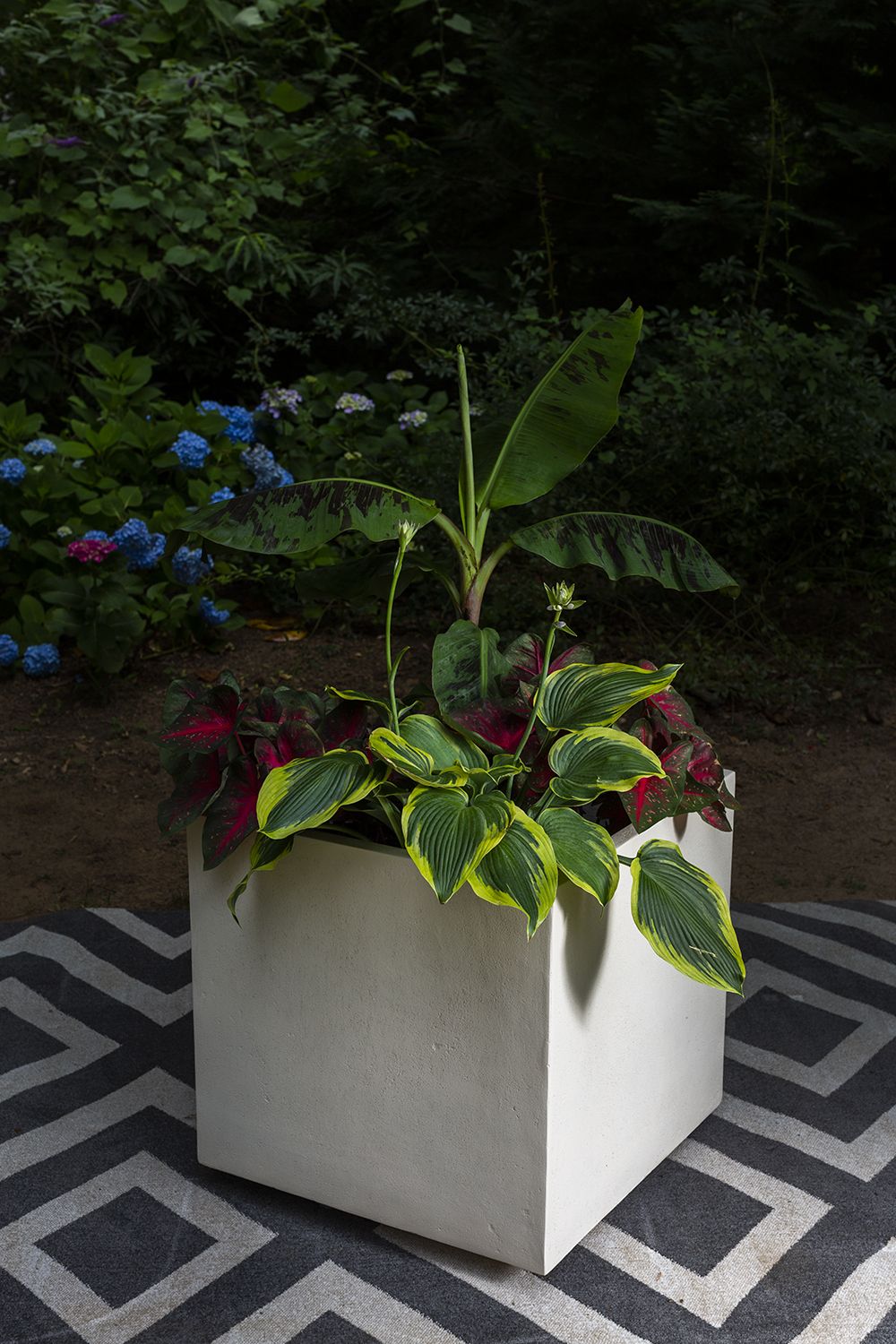 Barrow Planter - Manna Home