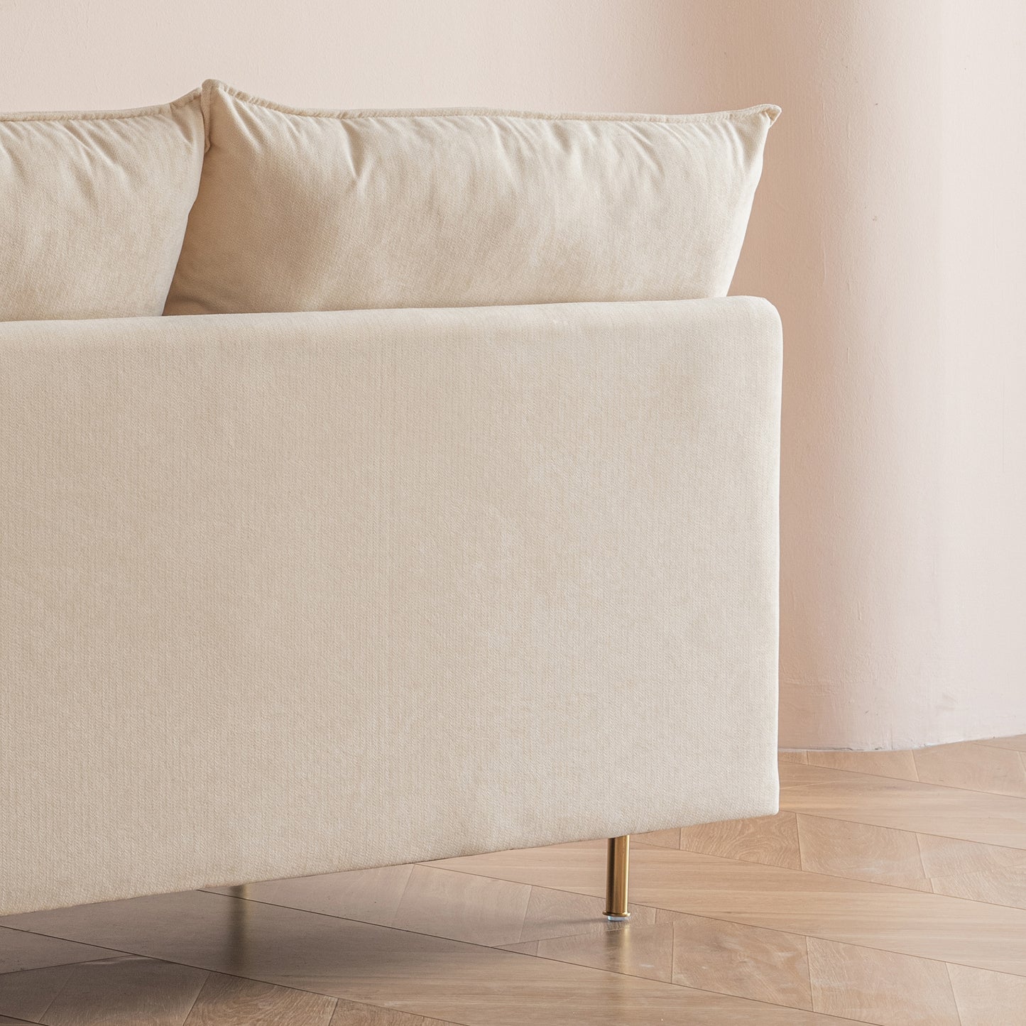 Salome Armless Settee